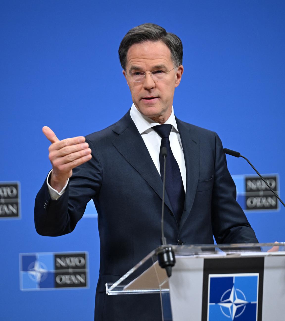NATO-Generalsekretär Mark Rutte präsentiert den Jahresbericht 2025 während einer Pressekonferenz
