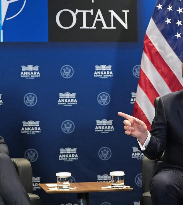 Nato-Gipfel in Ankara (Türkei) - Donald Trump (r.) und Mark Rutte , aufgenommen am 08.07.2026