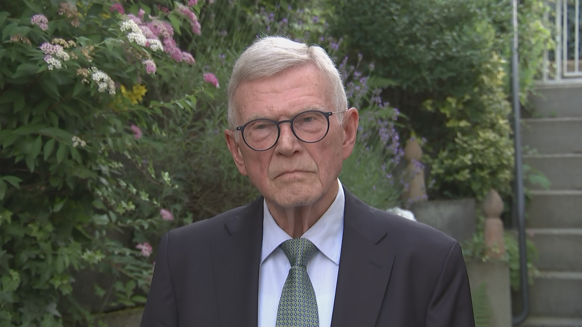 Ex-Nato-General Egon Ramms bei ZDFheute live. 