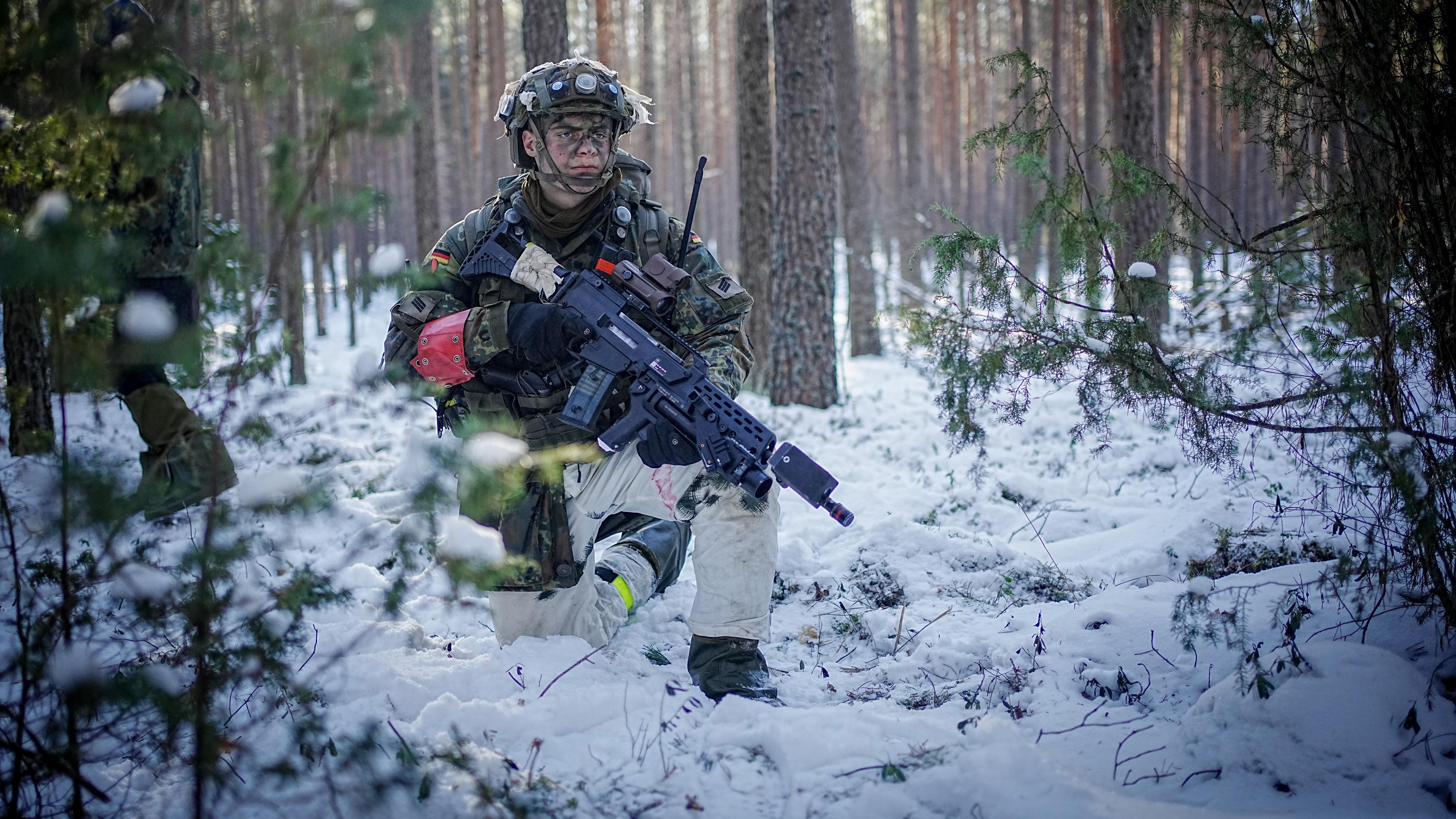 Bundeswehrsoldaten nehmen an der Übung in Litauen teil. (Archivbild)