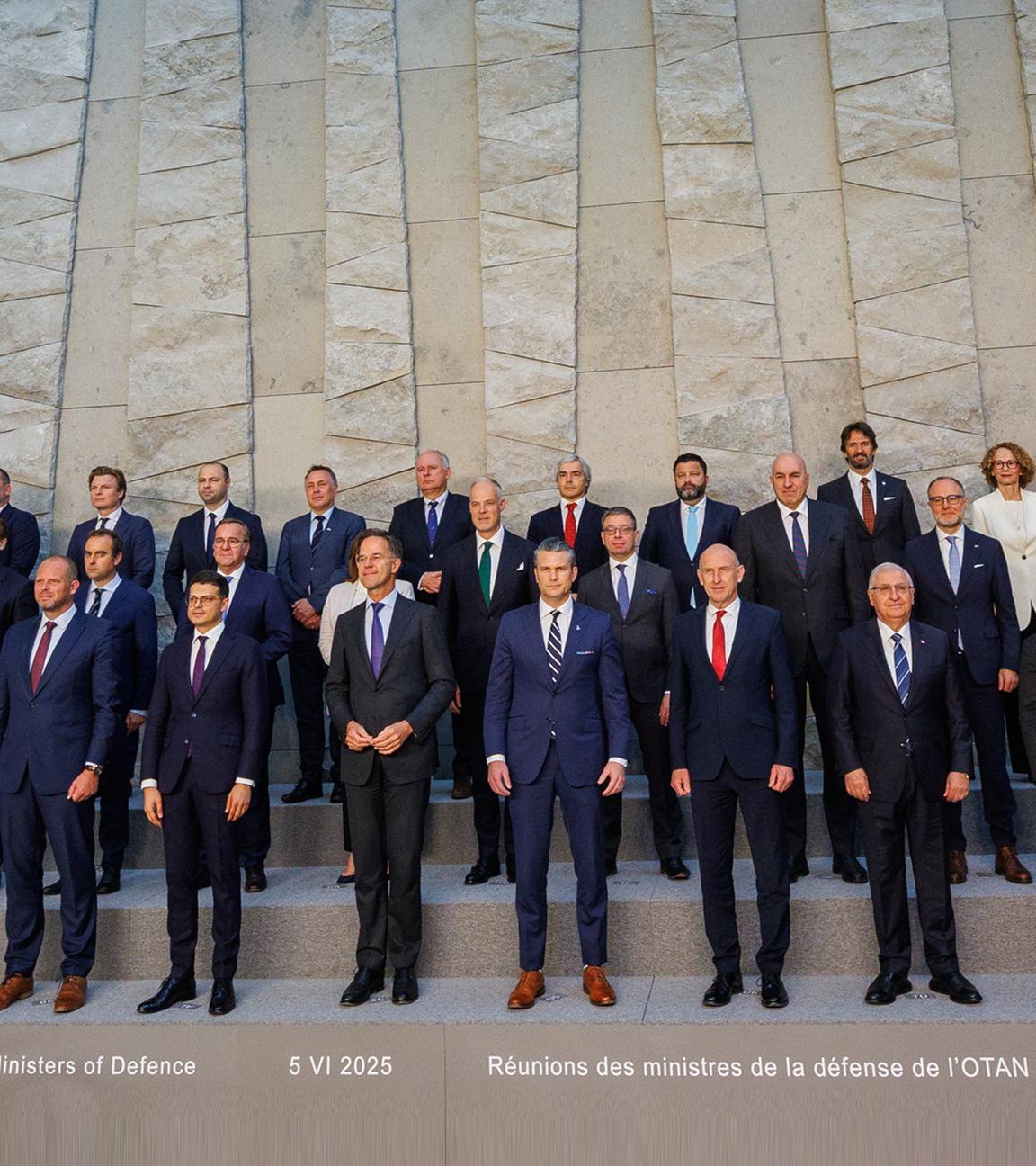 Nato-Verteidigungsministertreffen in Brüssel