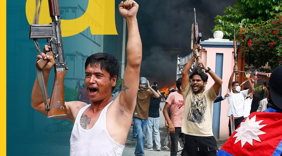 Protestierende Jugendliche mit Waffen in Nepal