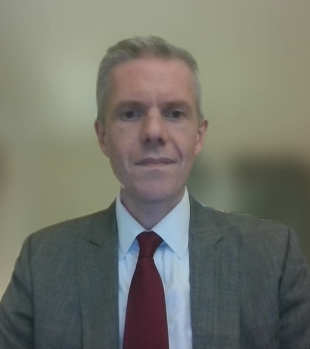 Militär-Ökonom Dr. Marcus Keupp im Livestream dazugeschaltet über einen Zoom-Call.