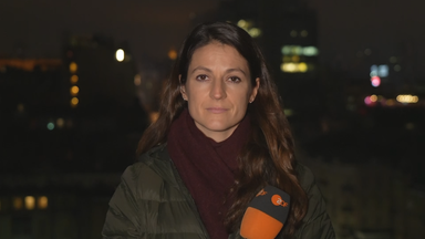 Alica Jung vor Kiew bei Nacht