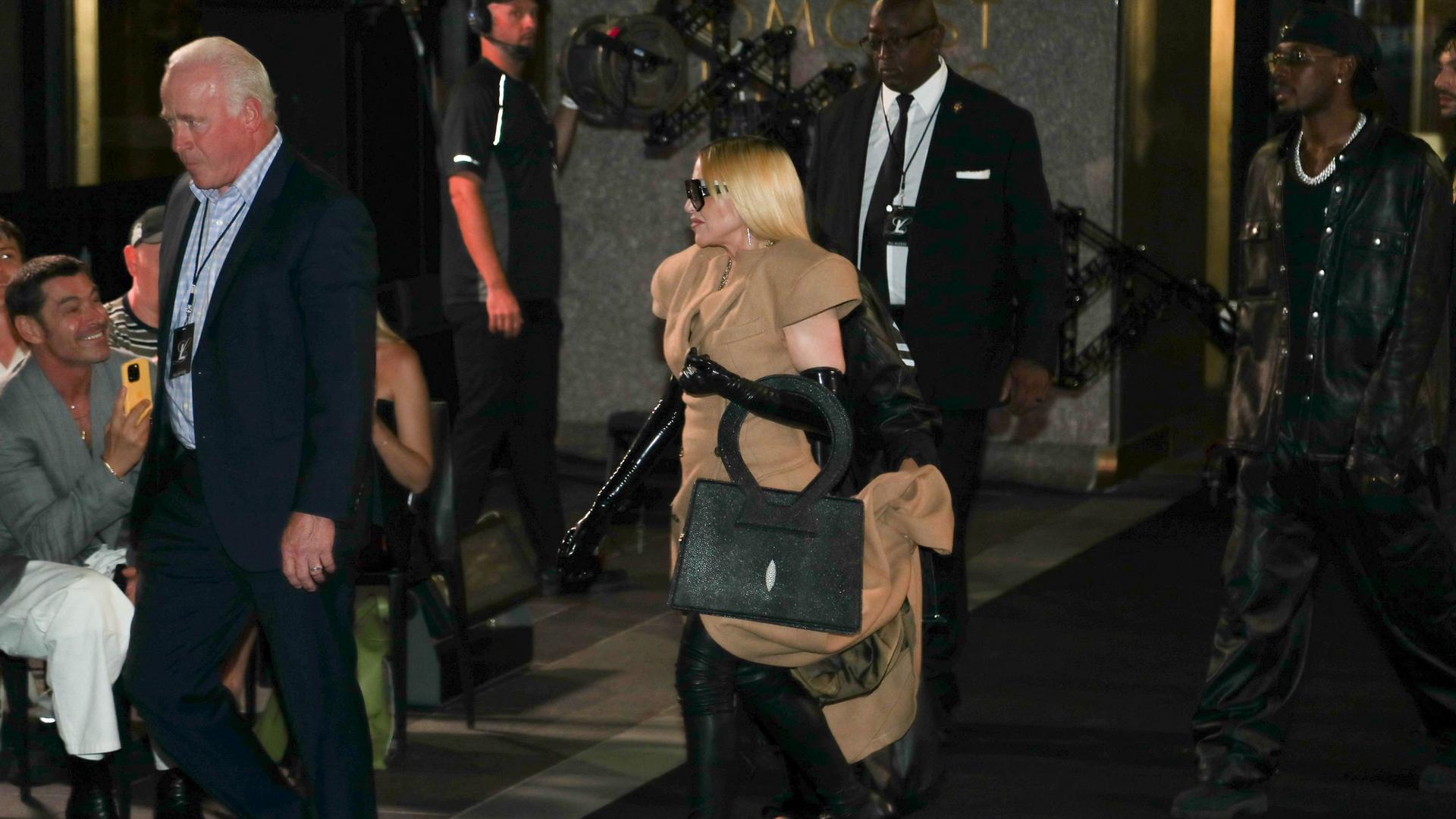 Madonna bei der Luar - Fashion Show