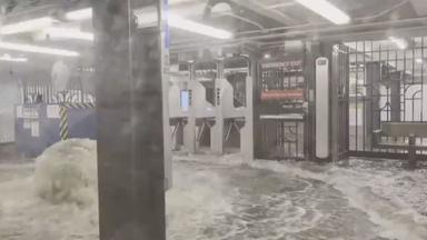 Überflutung in New Yorker U-Bahn