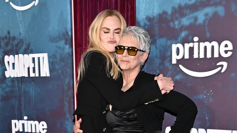 Kidman und Curtis strahlen auf Premiere