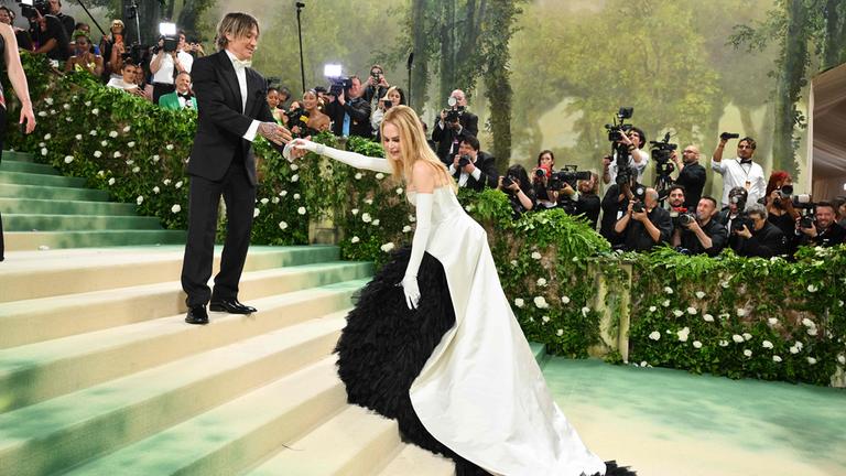 Nicole Kidman auf dem roten Teppich der MET Gala 2024