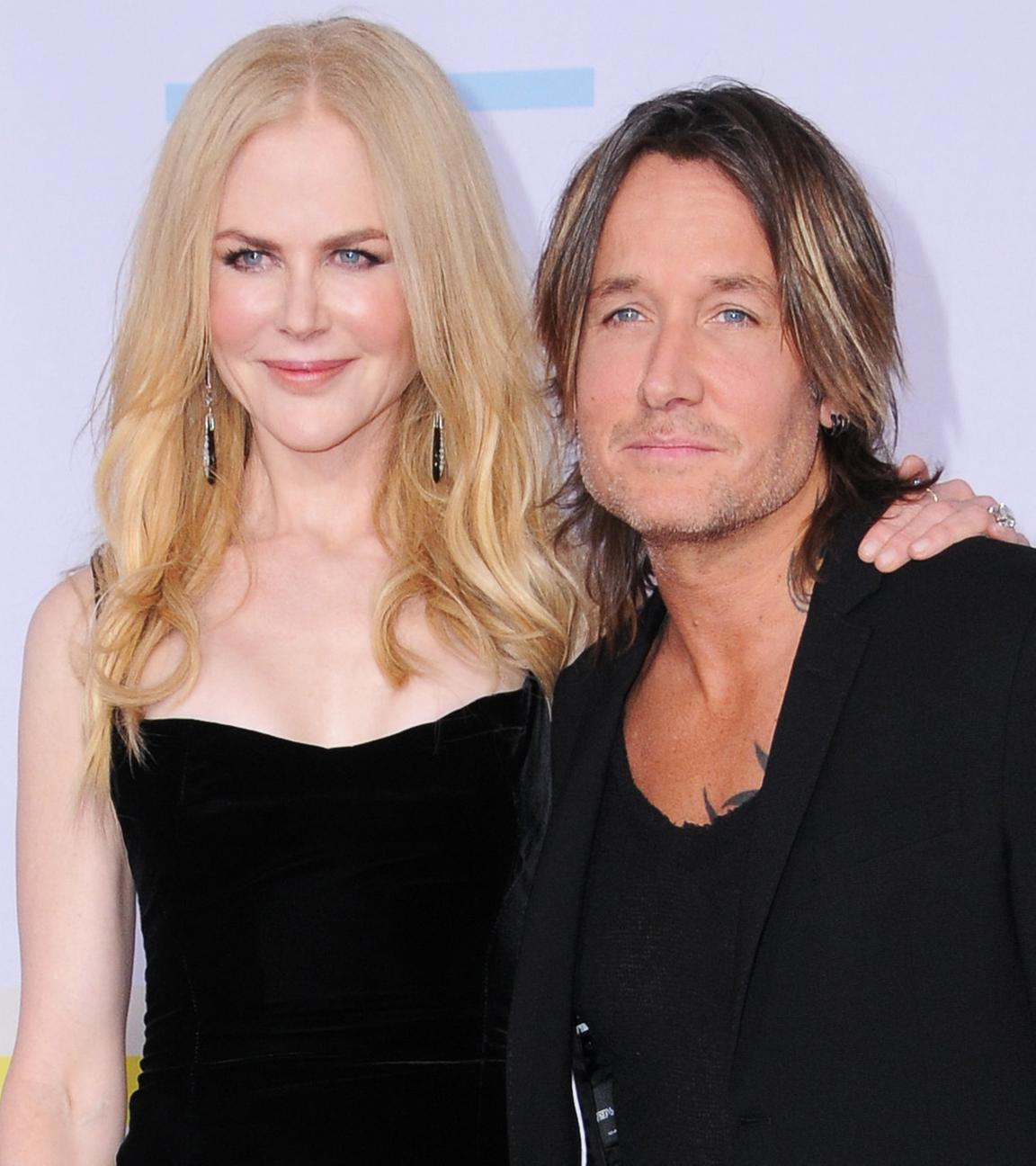 Nicole Kidman und Keith Urban auf einem roten Teppich