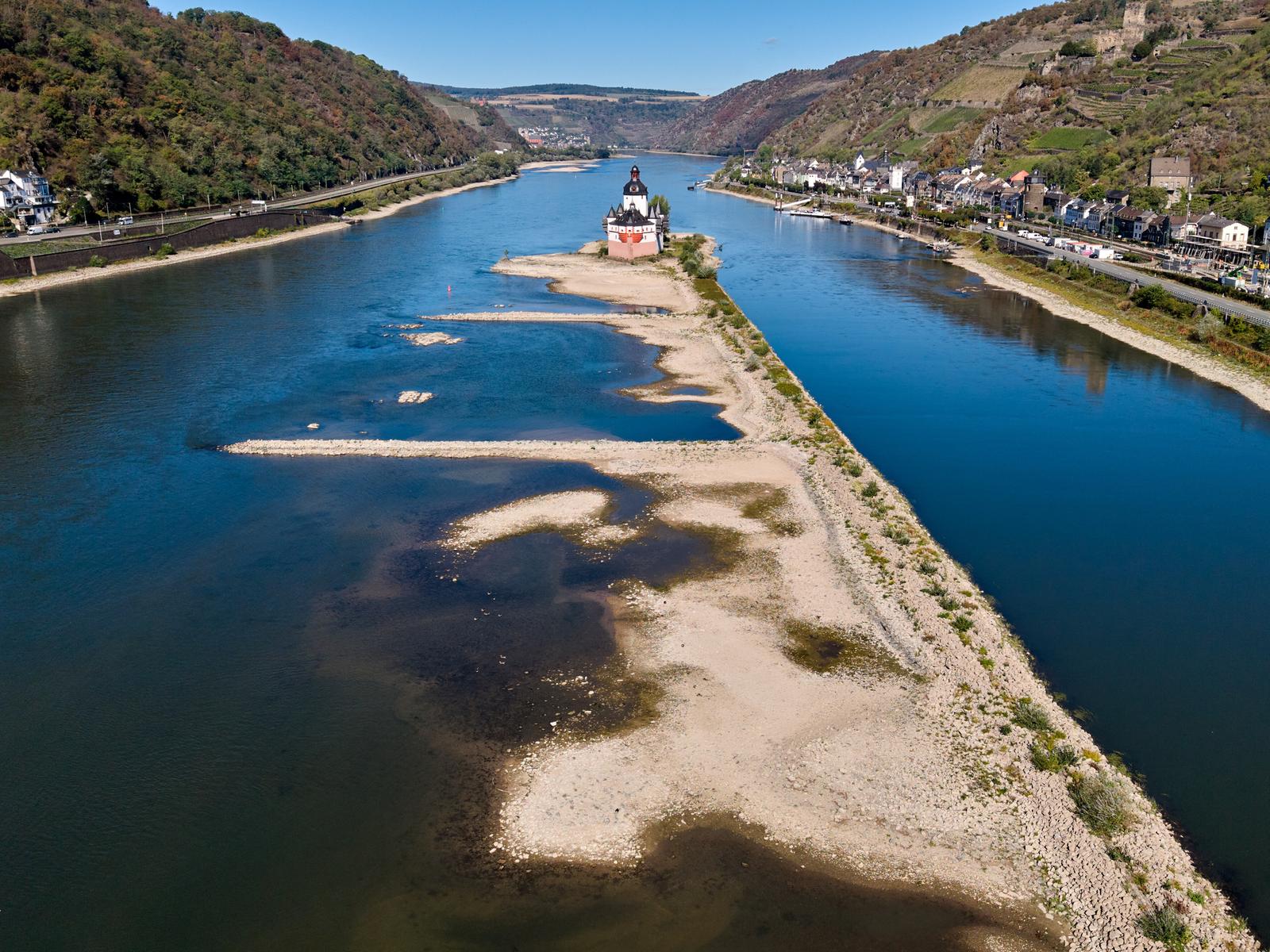 Niedrigwasser: "Nur noch vereinzelt Güterschiffe unterwegs"