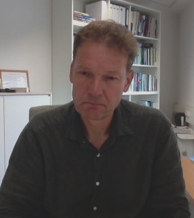 Niels Hovius