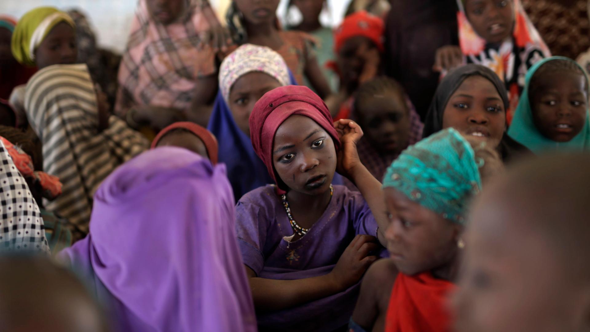 Nigerianische Mädchen in einem Flüchtlingscamp im Tschad