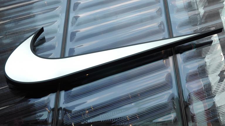 Archiv: Ein Nike-Store auf der Fifth Avenue in Manhattan, New York City.