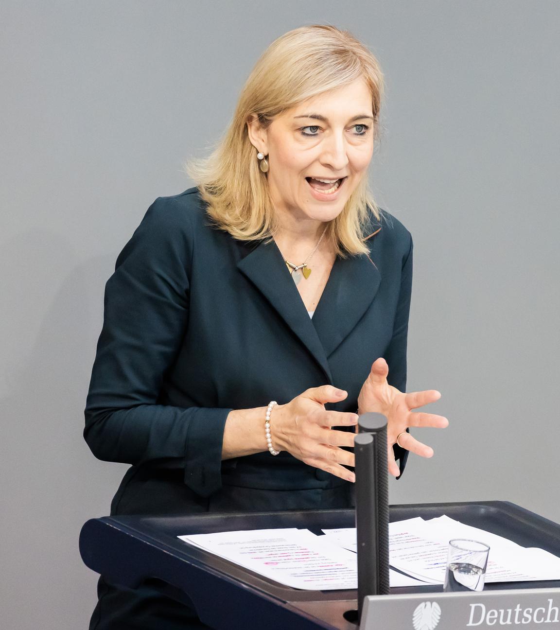 Nina Warken