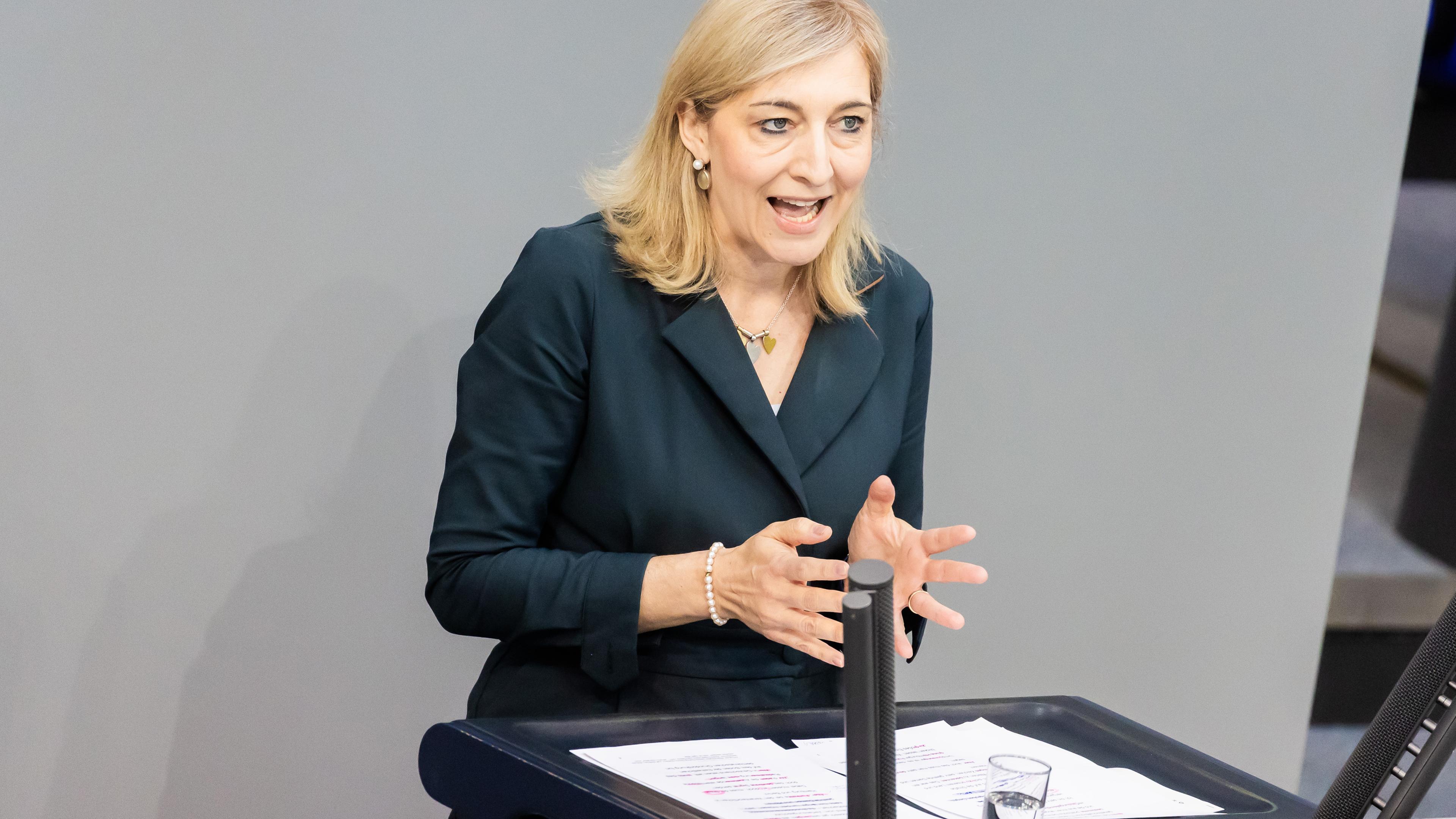 Nina Warken