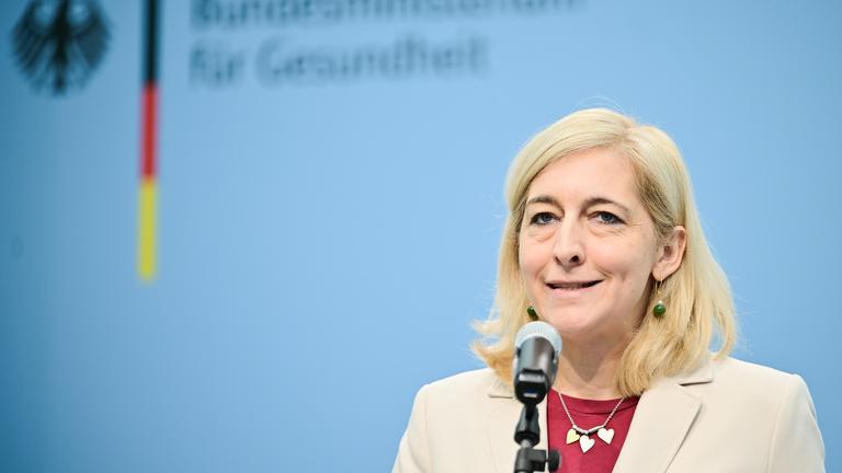 Nina Warken (CDU), Bundesministerin für Gesundheit