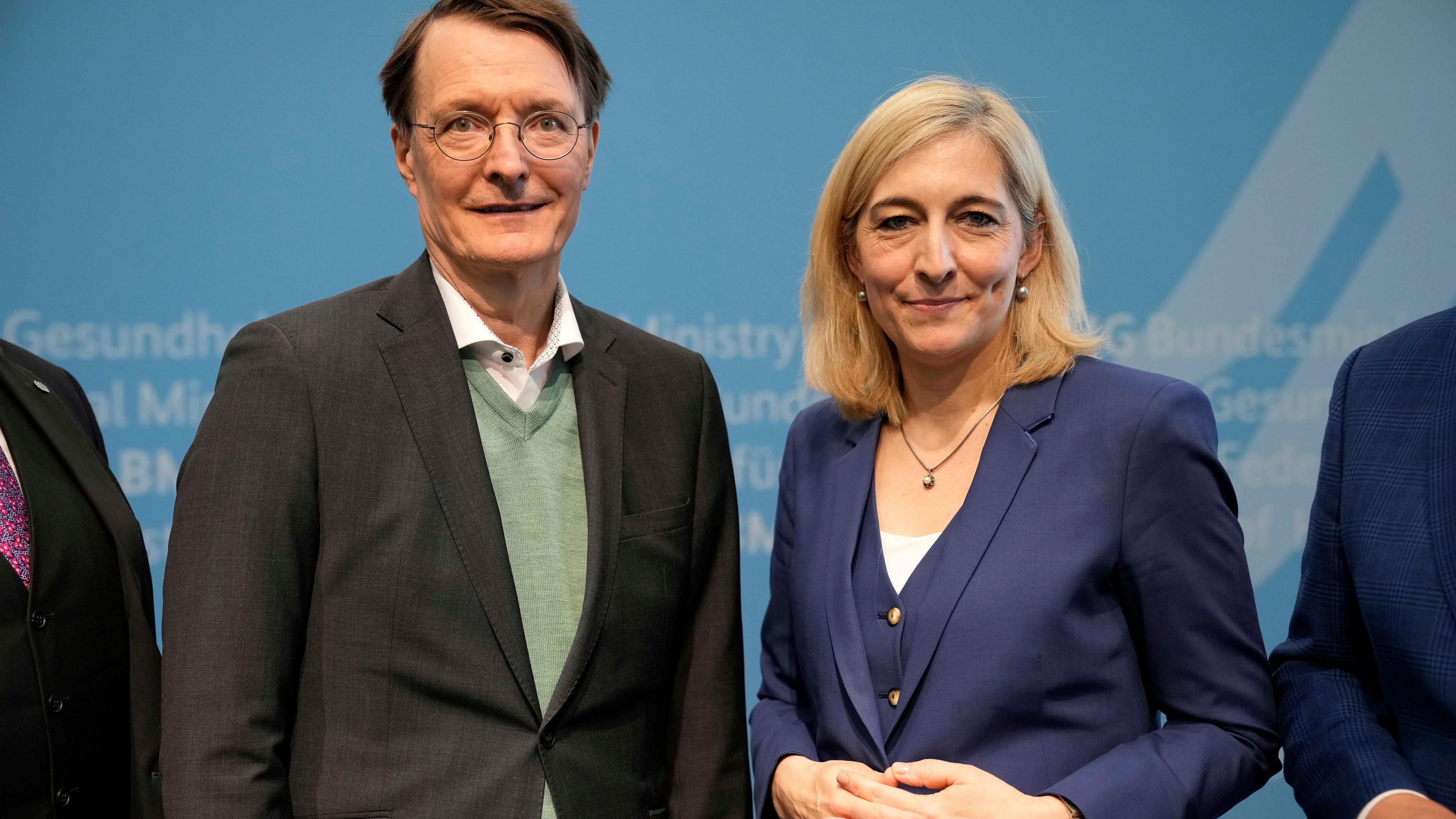 Karl Lauterbach und Nina Warken.
