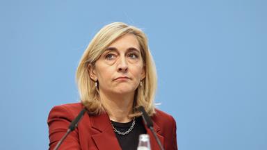 Gesundheitsministerin Nina Warken (CDU)