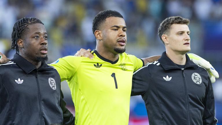 Von links: Bright Arrey-Mbi, Noah Atubolu und Eric Martel-