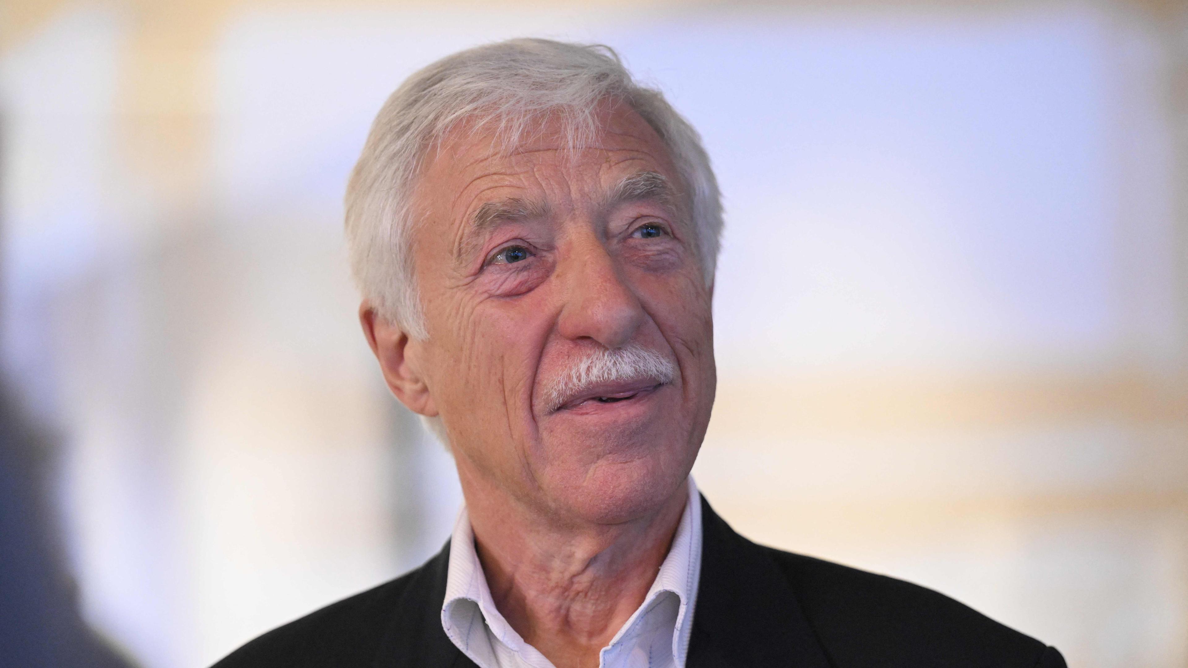 Norbert Emmerich, Kandidat der rechtsextremen Partei Alternative für Deutschland (AfD) für das Amt des Oberbürgermeisters der Stadt Gelsenkirchen am 14.09.2025 im Rathaus von Gelsenkirchen.