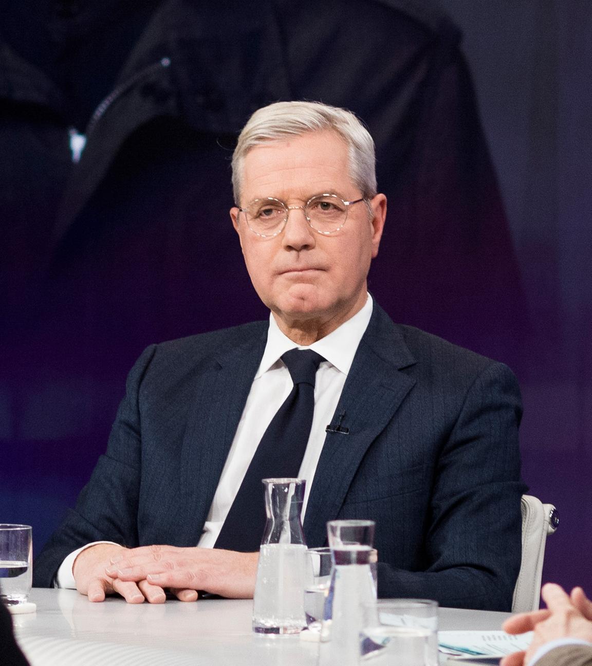 Norbert Röttgen (CDU) in der Sendung bei Maybrit Illner am 27.11.2025.