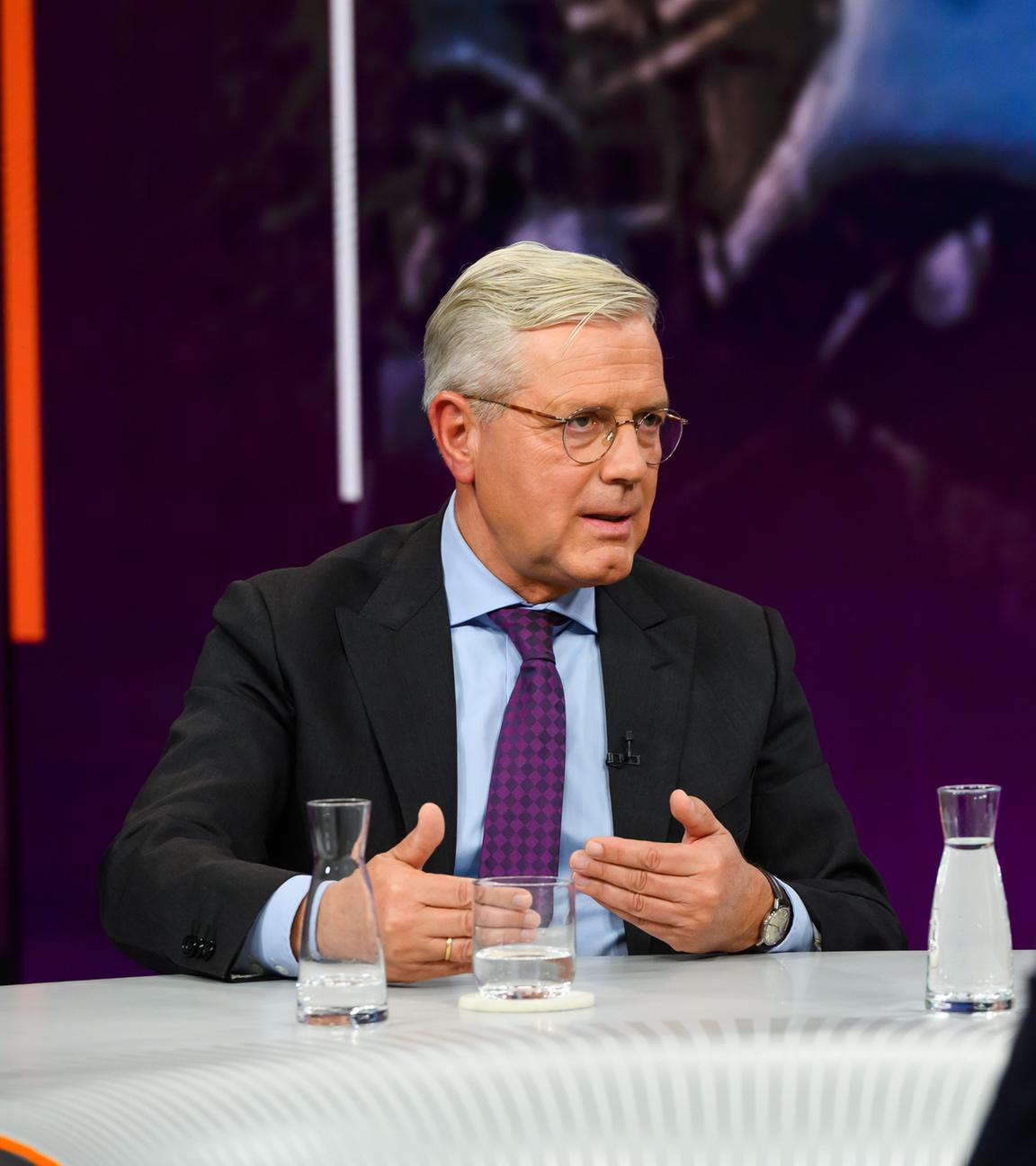 Norbert Röttgen bei maybrit illner