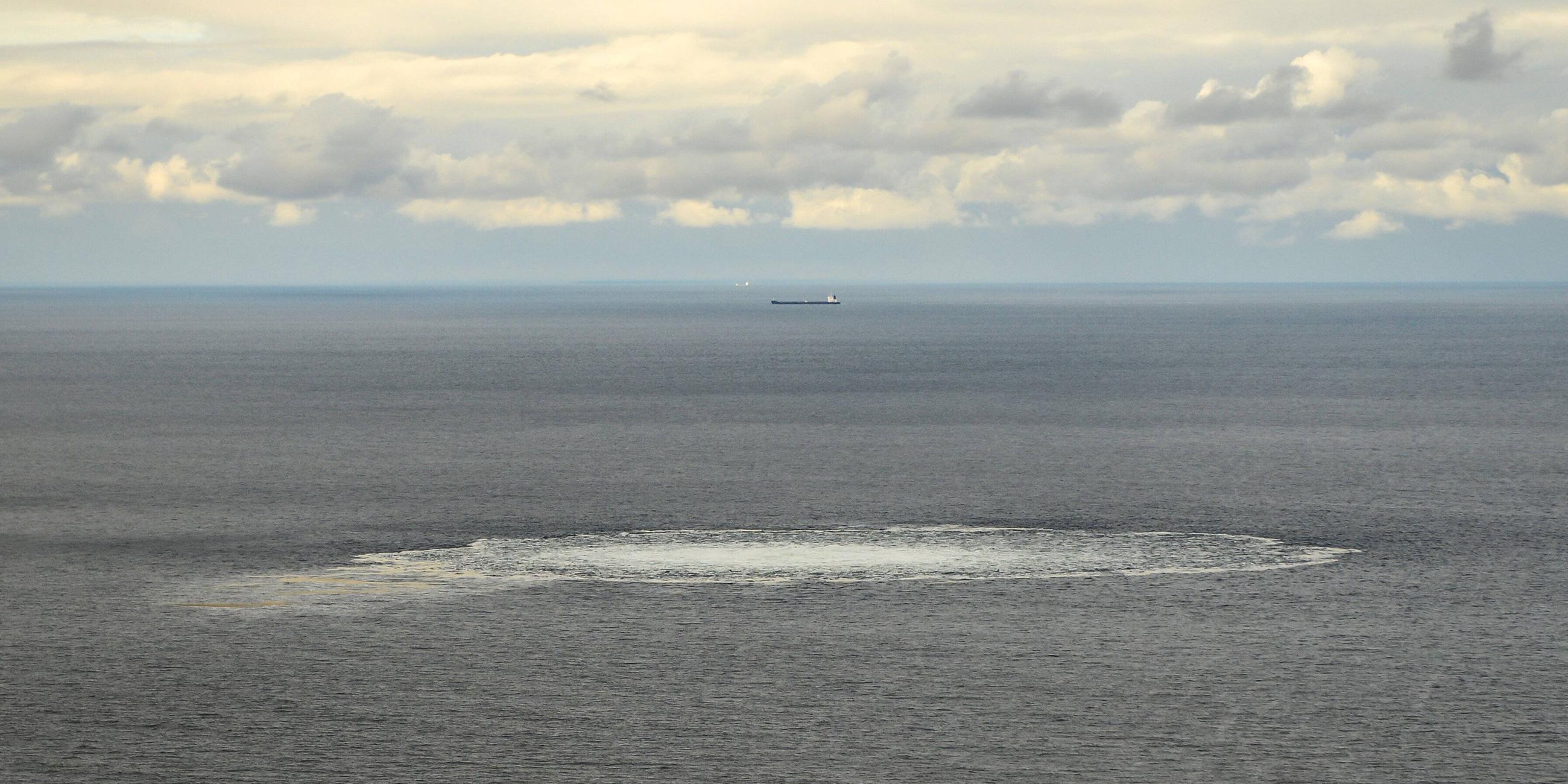Gasleck bei Nord Stream 2 vor Bornholm, Aufnahme vom 29.09.2022 durch die dänische Armee. 