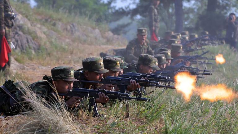Nordkoreanische Soldaten bei Truppenübung in Nordkorea
