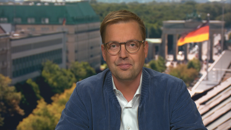 Reporter Christian Rohde vom investigativen ZDF-Politikmagazin Frontal bei ZDFheute live.