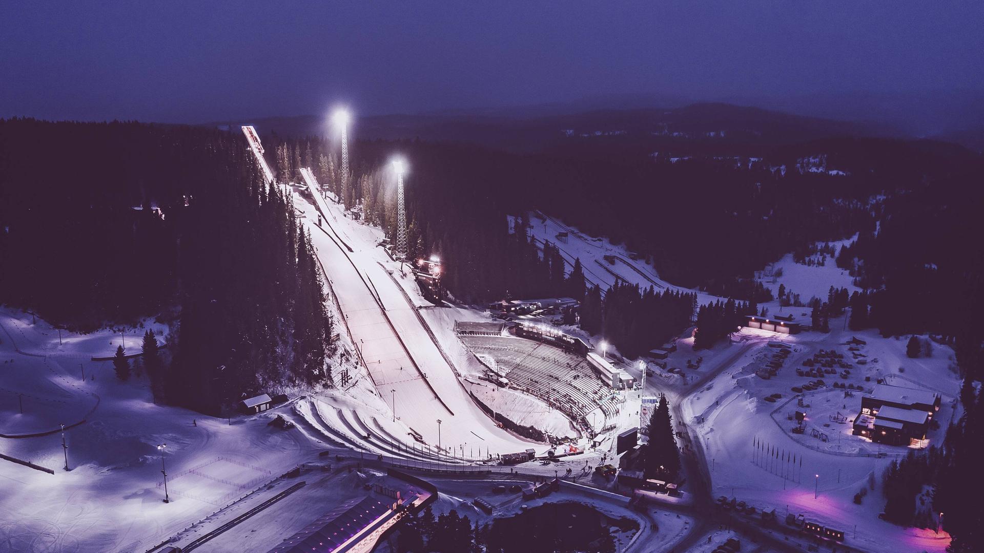 Norwegen, Trondheim, Skisprungschanzen des Granasen Skicenters