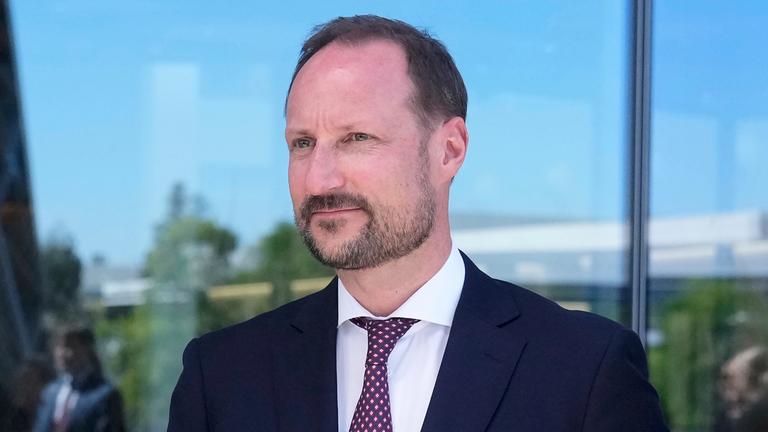 Archiv: Norwegens neuer König Haakon