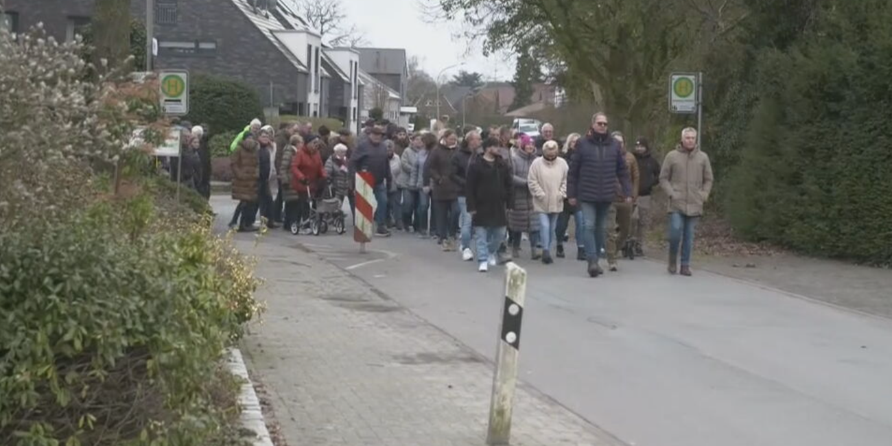 Anwohner protestieren gegen Straßenneubau