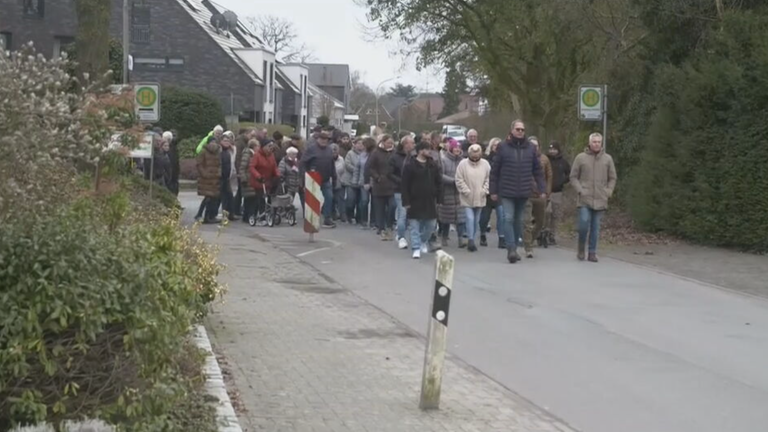 Anwohner protestieren gegen Straßenneubau