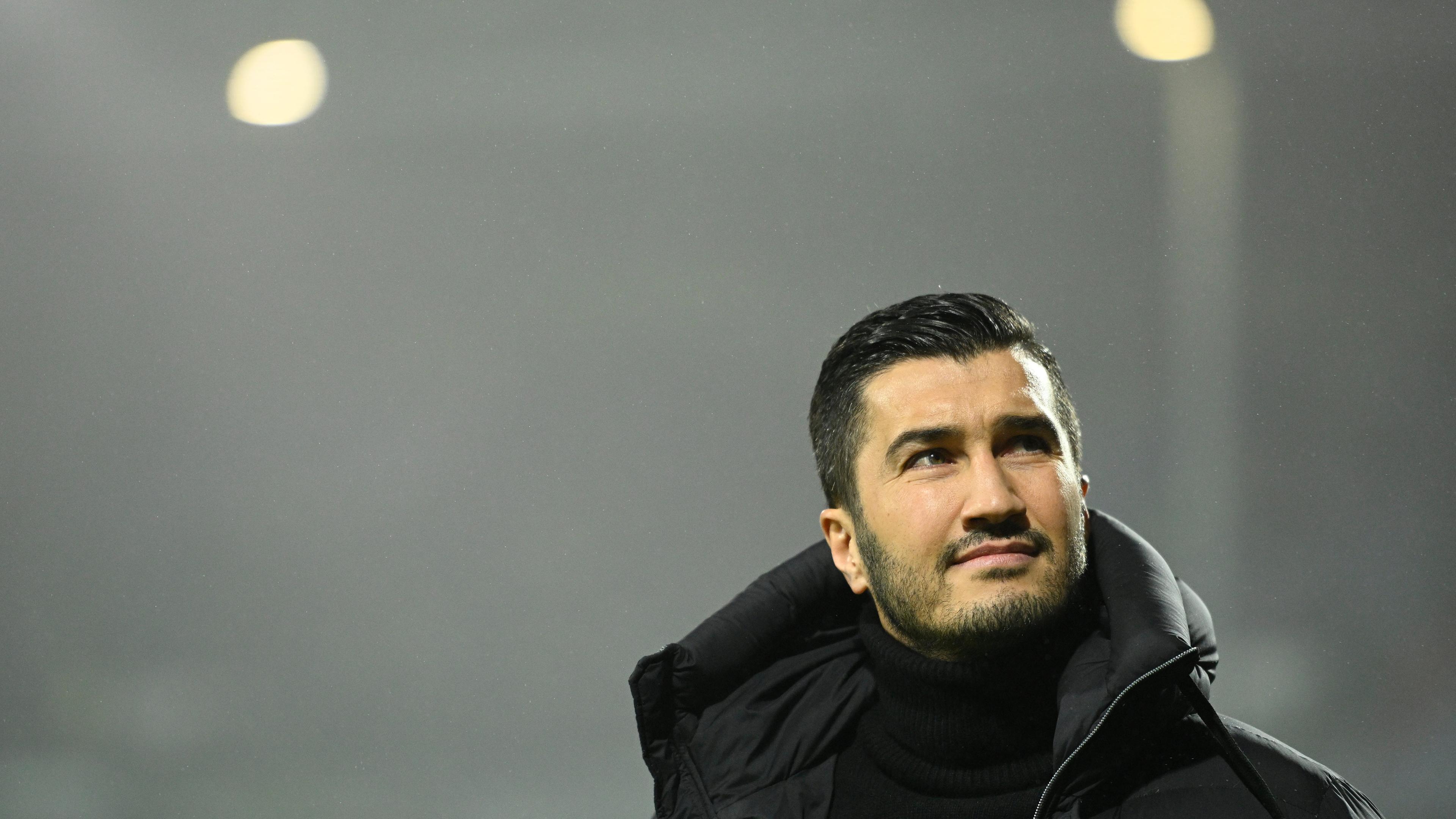 Nuri Sahin kommt vor dem Spiel in das Stadion am 14.01.2025.