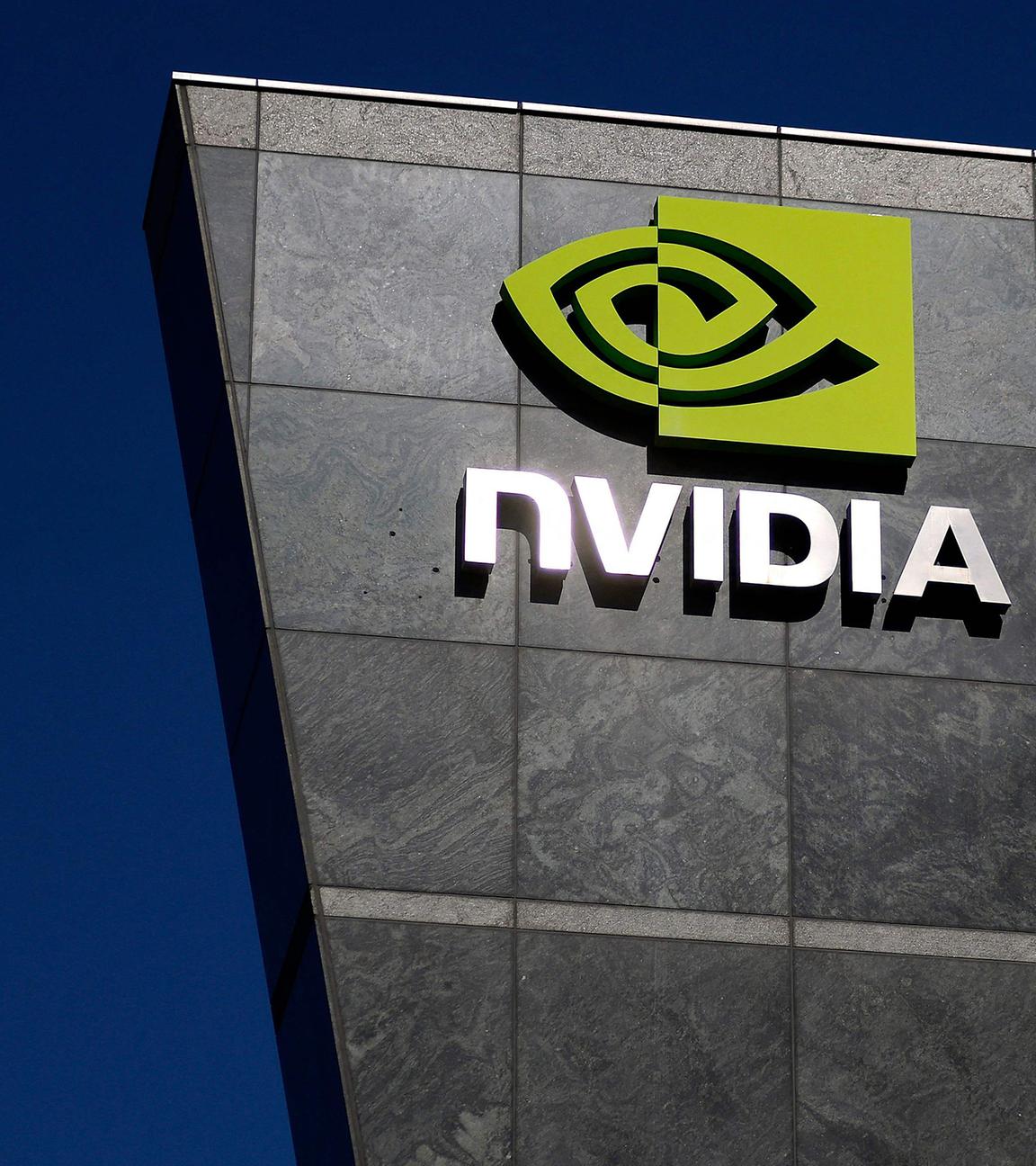 Das Nvidia-Logo ist am 26. Februar 2025 auf einem Schild am Nvidia-Hauptsitz in Santa Clara, Kalifornien, zu sehen