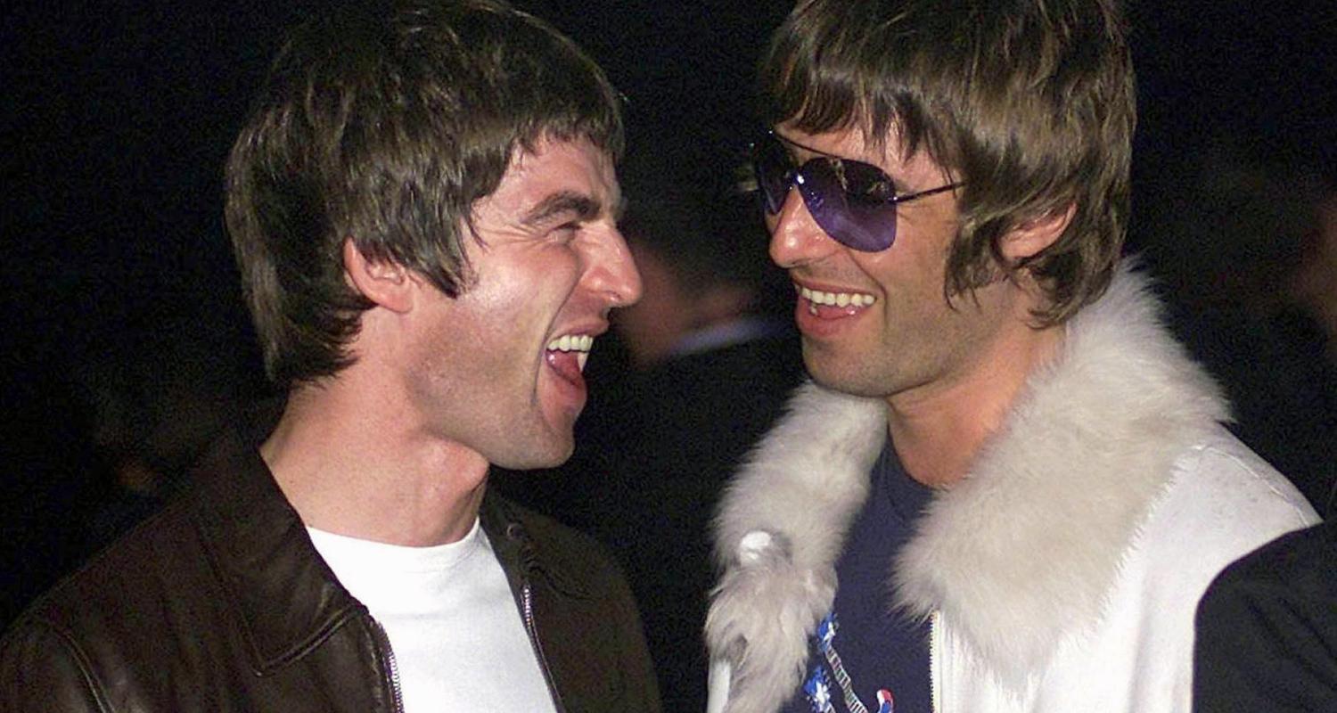 Noel und Liam Gallagher, 2001