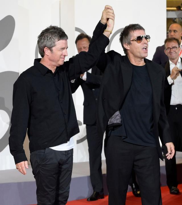 Noel Gallagher und Liam Gallagher bei der Premiere ihres Dokumentarfilms in Venedig.