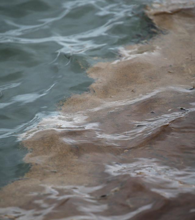 Ein Ölteppich in der Nordsee