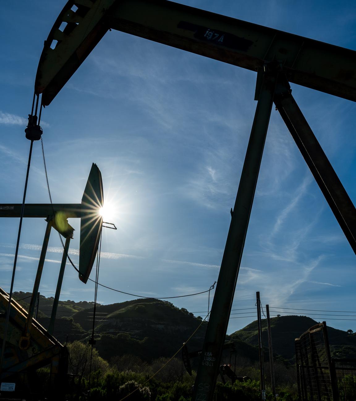 Öl-Pumpen auf dem San-Ardo-Ölfeld in den USA