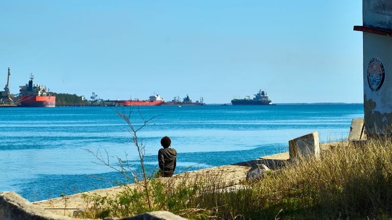 Ein Tankschiff ist am 16.02.2026 in der Bucht von Matanzas in Havanna, Kuba, zu sehen.