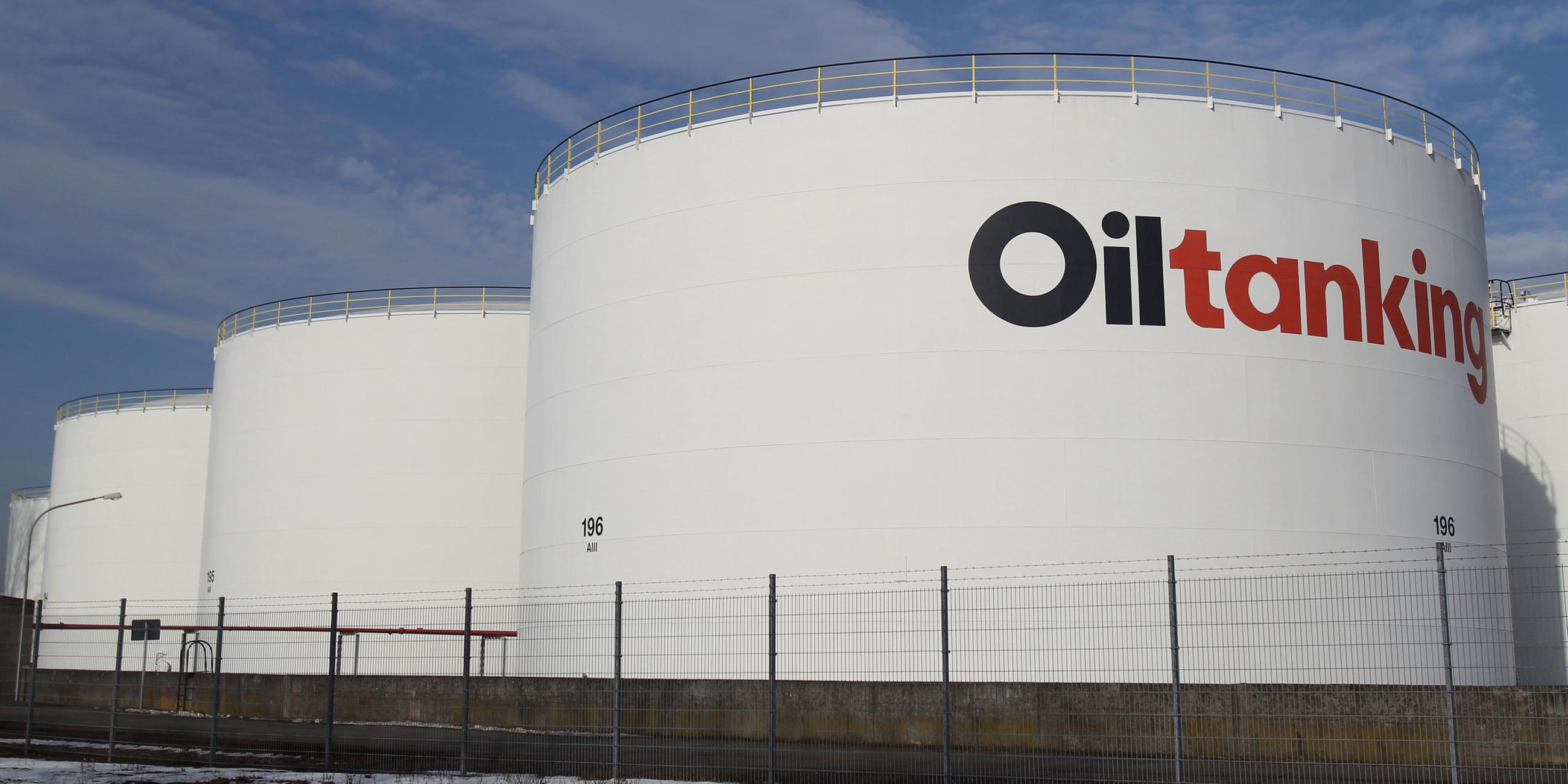 Öltanks am Hamburger Hafen.