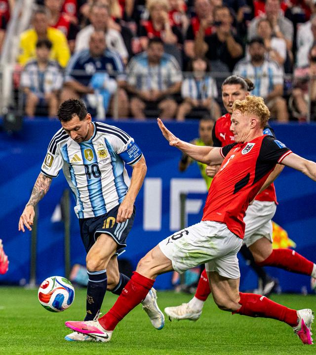 Lionel Messi beim Dribbling