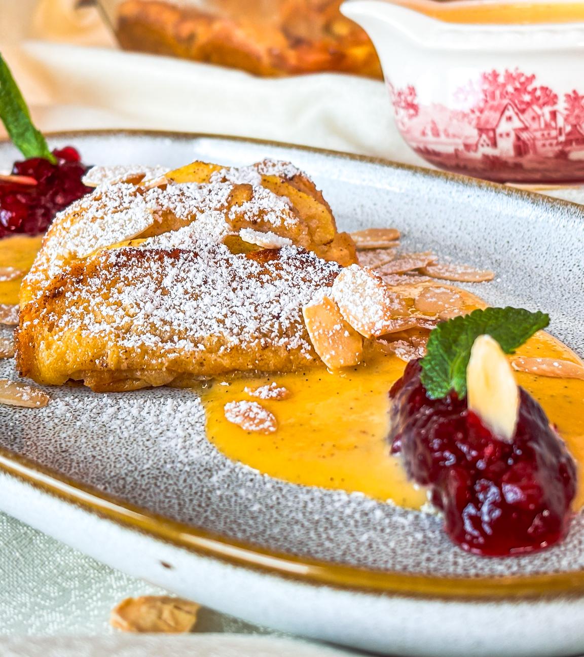 "Ofenschlupfer" - Brotauflauf mit Äpfeln und Preiselbeeren