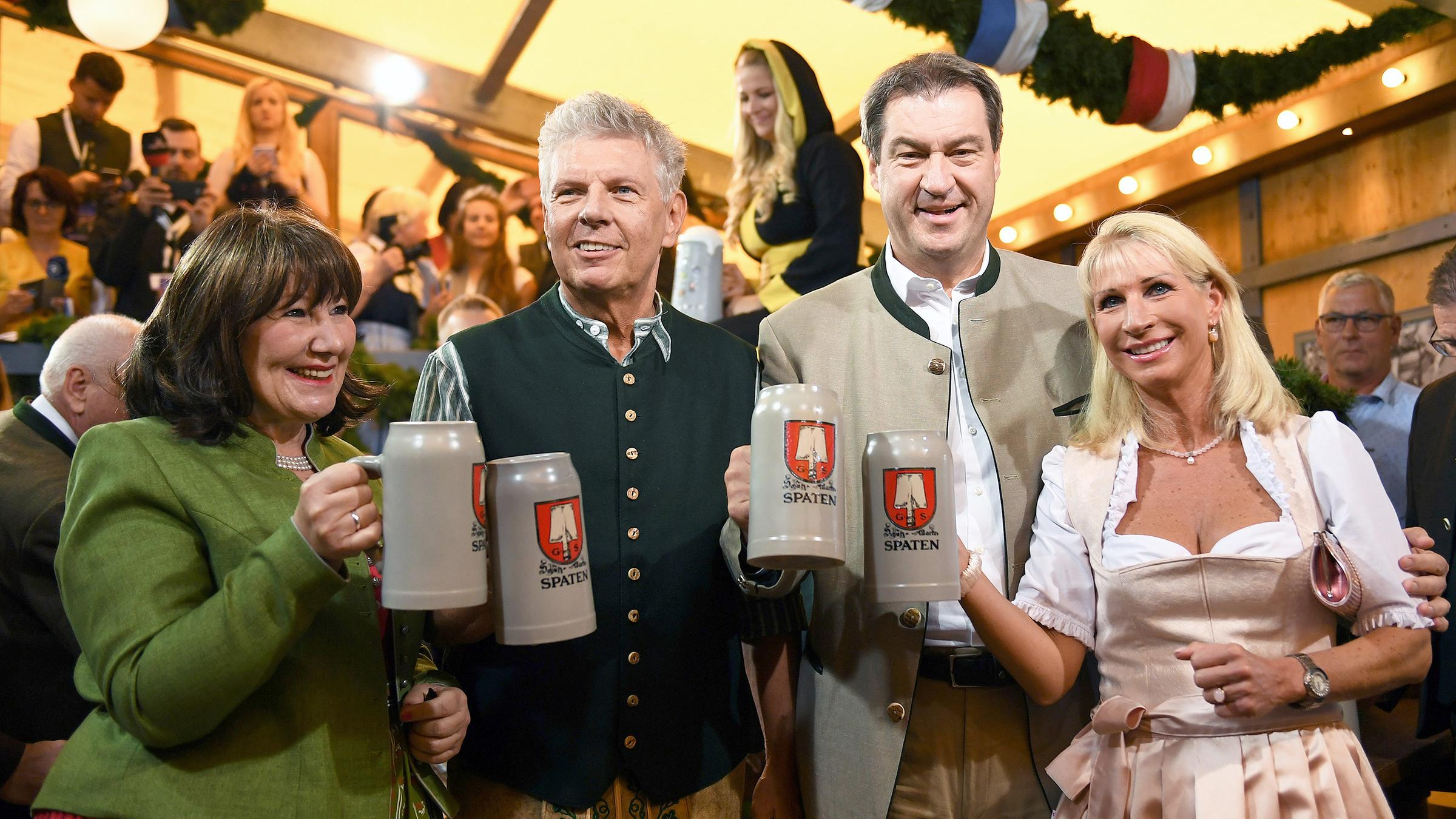 Münchens Oberbürgermeister Dieter Reiter und Ministerpräsident Markus Söder