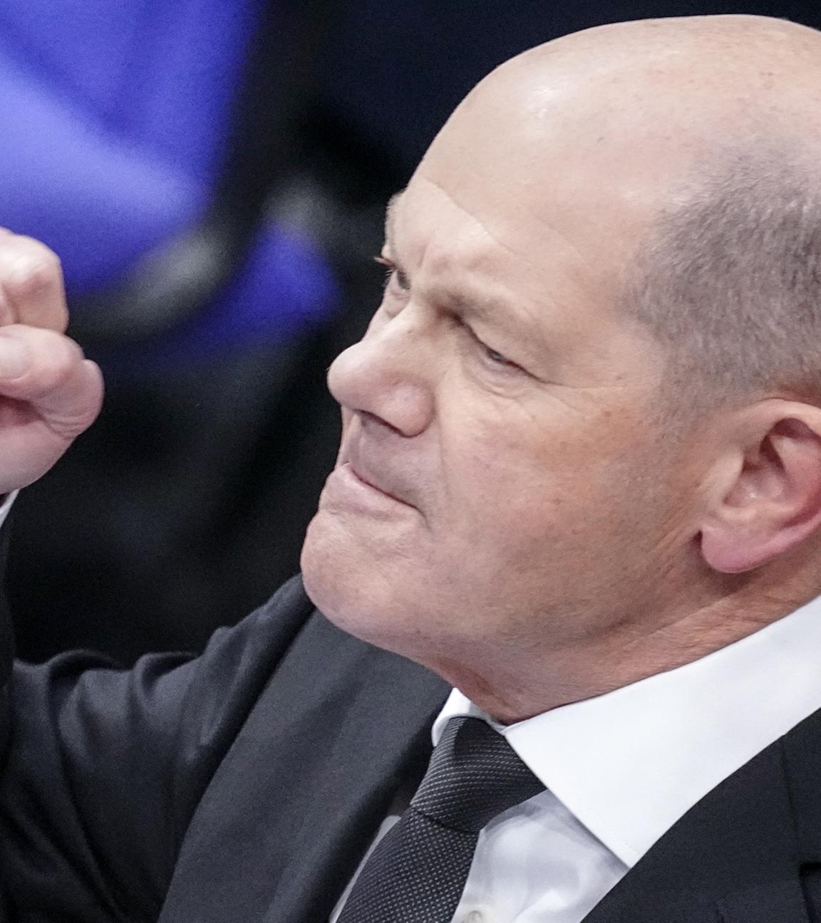 Olaf Scholz am 31.01.2024 im Bundestag in Berlin