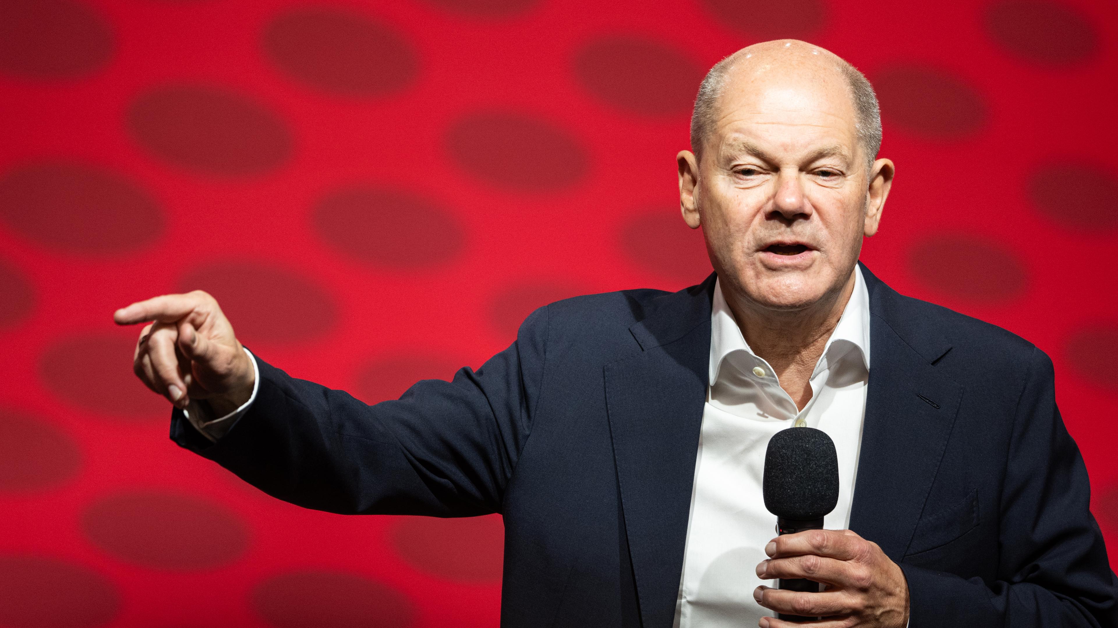 Olaf Scholz auf einem Kongress in Berlin