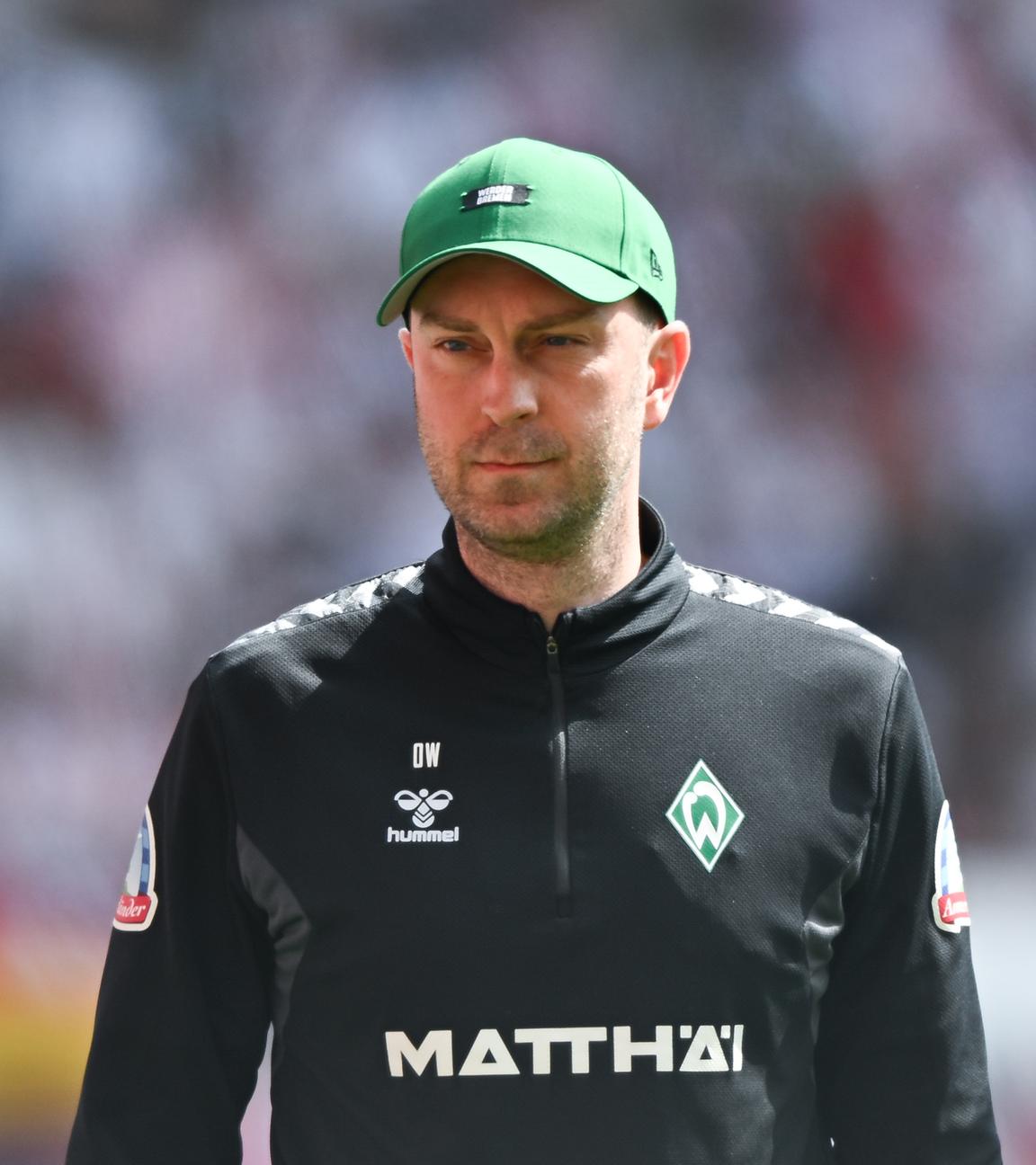 Cheftrainer Ole Werner im Stadion.
