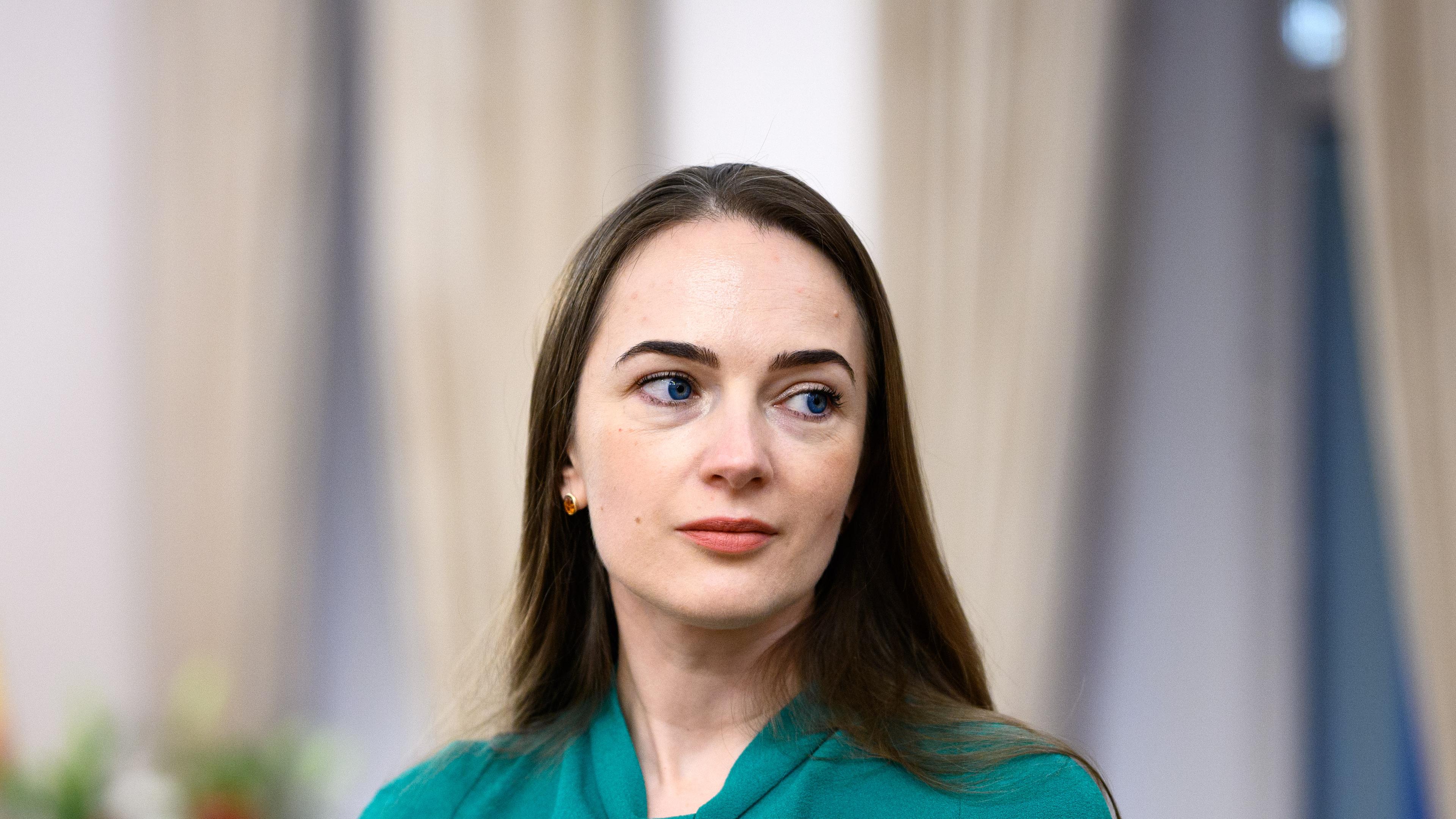Die ukrainische Menschenrechtsaktivistin Oleksandra Matwijtschuk im Schloss Bellevue.