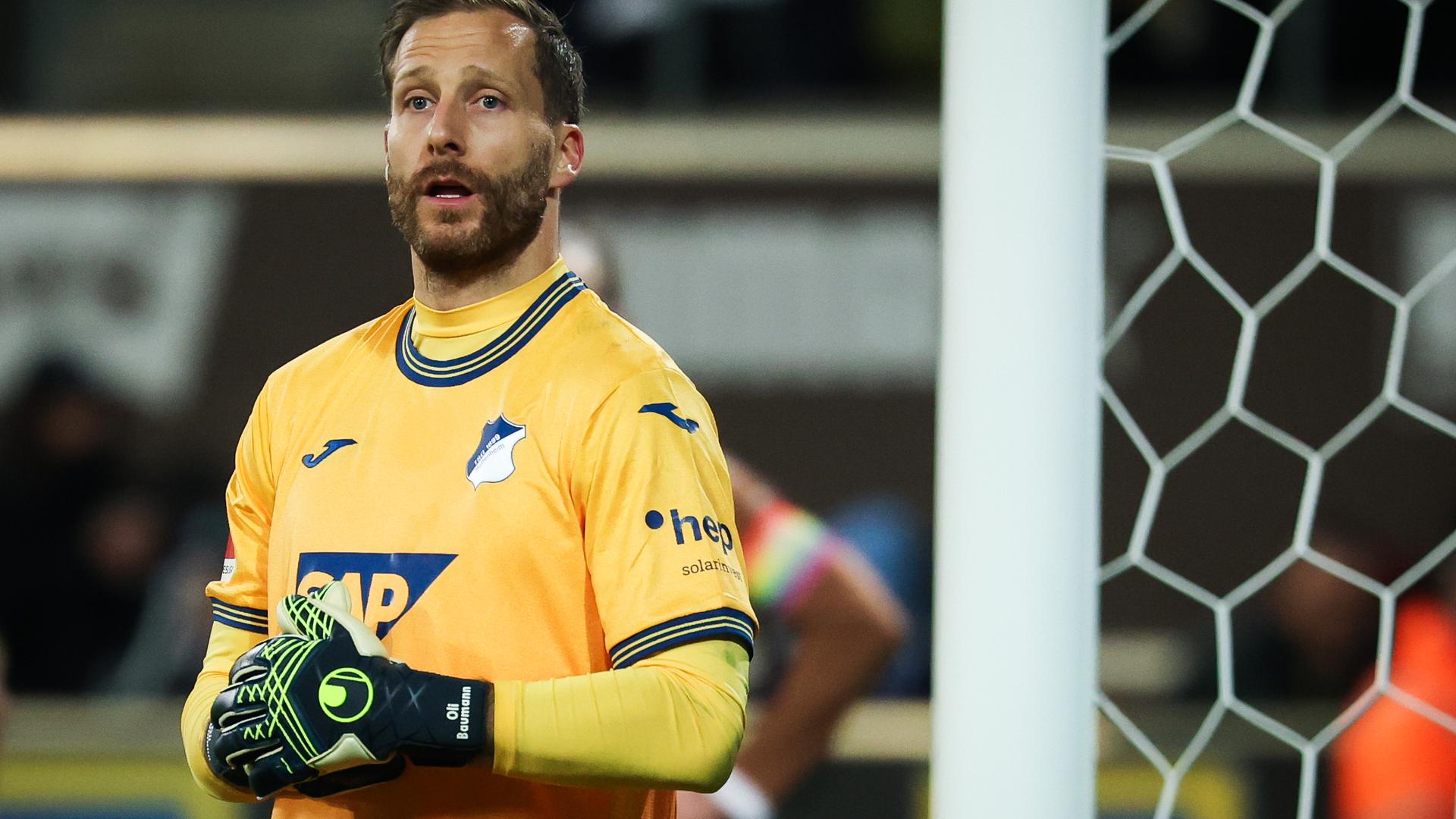 Fußball-Bundesliga, FC St. Pauli - TSG 1899 Hoffenheim: Hoffenheims Torwart Oliver Baumann