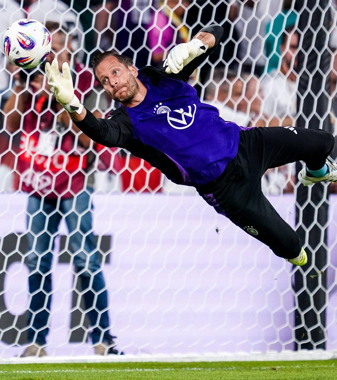 Oliver Baumann im Spiel "Deutschland gegen Nordirland" am 07.09.25 in Köln